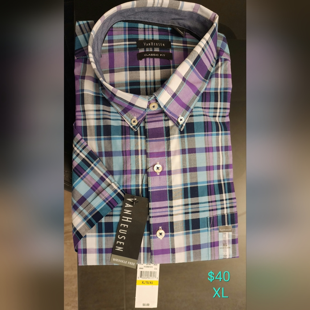 XL Van Heusen short sleeve shirt